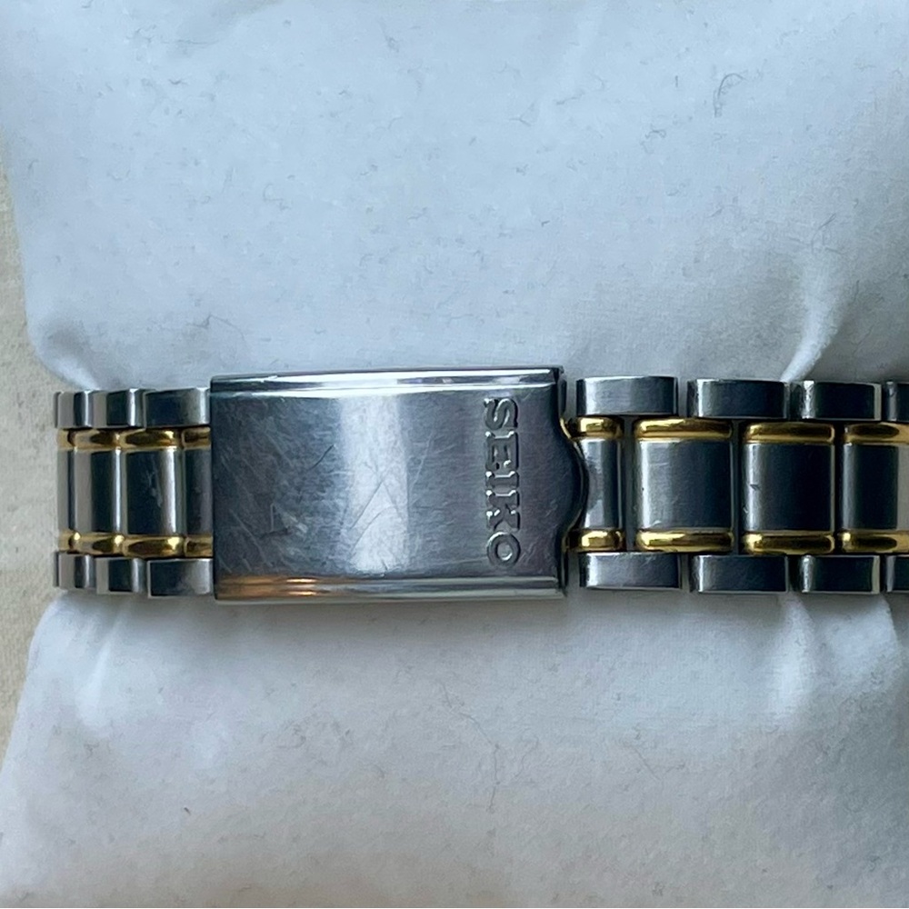 Seiko 5 Vintage 1997 Automatic Full Lume Dial 7S26-6030 - Needs Regulation - Picture 6 of 14